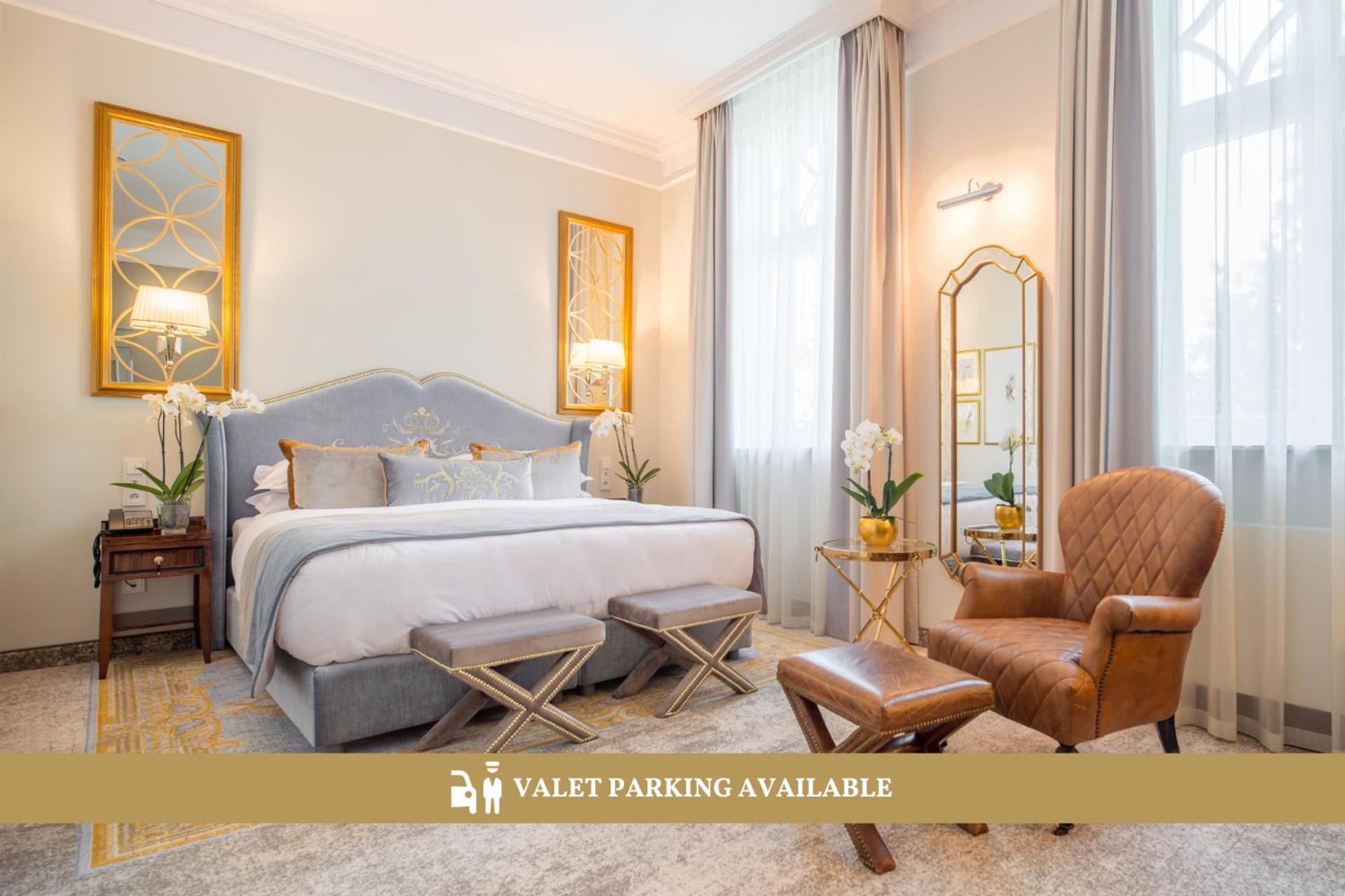 Bachleda Luxury Hotel Krakow Mgallery Hotel Collection Exterior photo A bedroom at the hotel